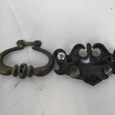 4 Metal Dresser Drawer Handles, 2 with screws, Bronze Shade, Made in Taiwan