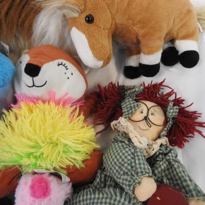 12 Stuffed Animals, Dogs, Fox, Panda
