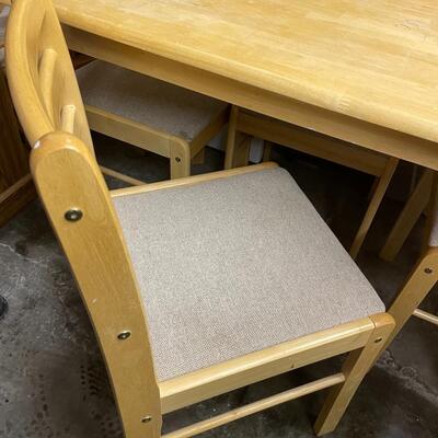 Small table & 4 chairs