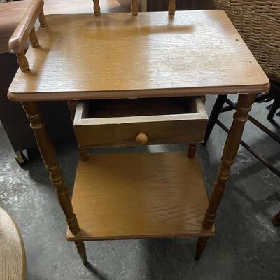Wood side table with drawer