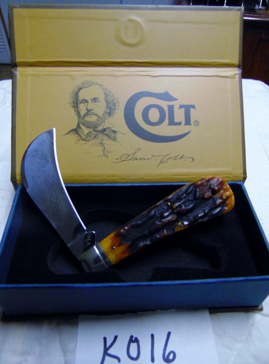 K016 Colt knife | EstateSales.org