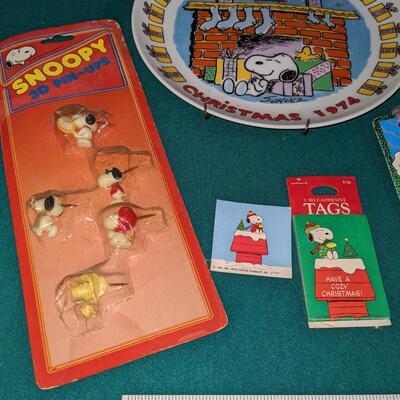"Peanuts" Snoopy Lot