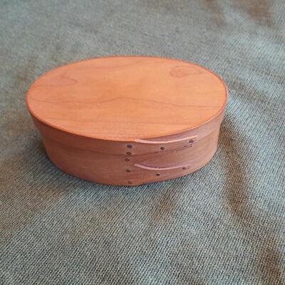 Oval Shaker Box Music Box