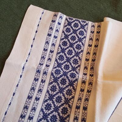 Vintage Shaker Furniture Scarf
