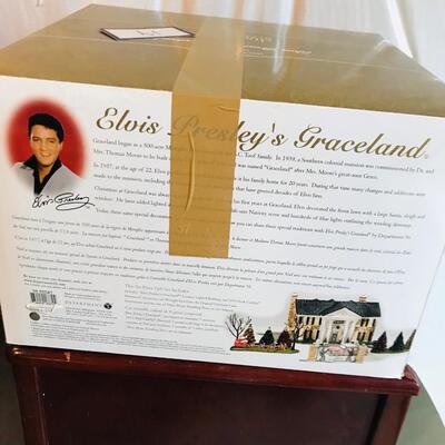 ELVIS Graceland Dept 56 Christmas Village House