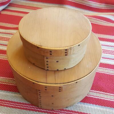 Pair of Round Colonial Boxes - Frye's Mill