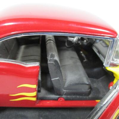 "History Channel" 1957 Chevrolet Bel Air Scale 1/18