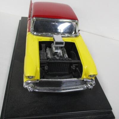 "History Channel" 1957 Chevrolet Bel Air Scale 1/18