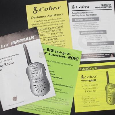 Cobra Microtalk Walkie Talkie Two Way Radios Battery Operated