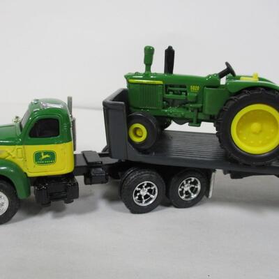 John Deere Semi & Tractors