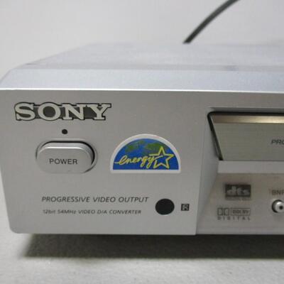 Sony CD/DVD Player Model DVP-NS700P