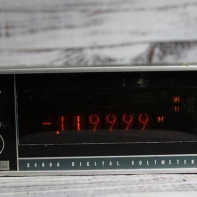Fluke 8400A Digital Voltmeter
