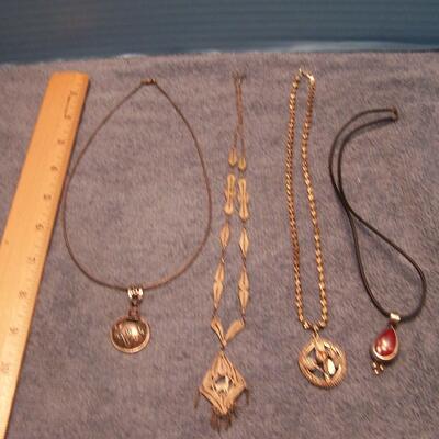 LOT 11 LOVELY STERLING NECKLACES SOME WITH STONES