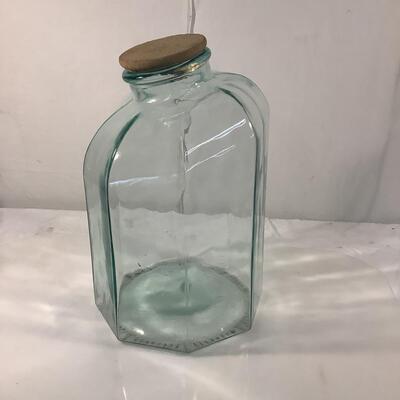 A172 Large Octagon shaped Glass Jar with Cork Top