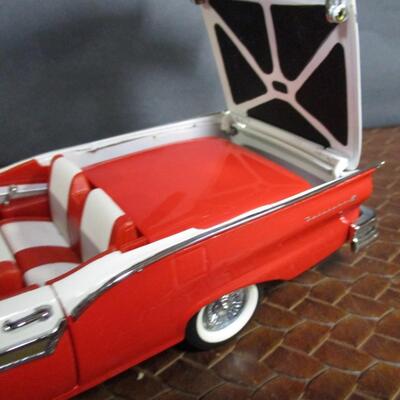 1957 Ford Skyliner & JADA 1956 Chevrolet  Scale 1/24