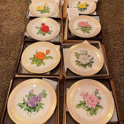 Vintage collector rose plate set of 8