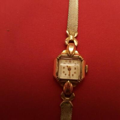 Vintage Seth Thomas Ladies Watch