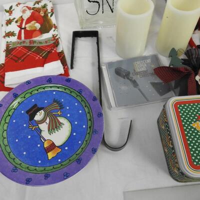 17 pc Holiday Decor, Snowman Plates, Lights, Ornaments, Basket