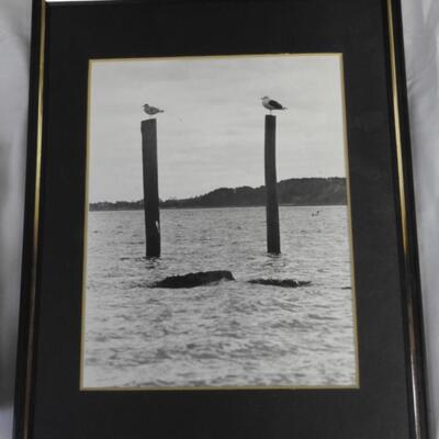 8 pc Home Decor: Silver Lamp, Framed Artwork, Twine Basket, Ceramic Container