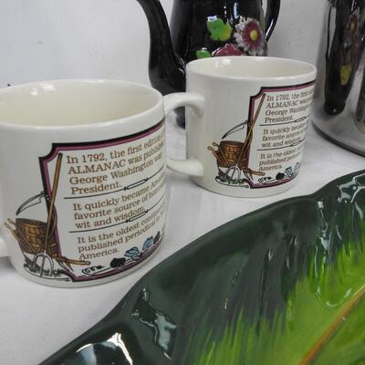 14 pc Kitchen, Green Mugs, Large Pot, Hot Pads, Leaf Bread Plate