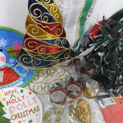 Holiday Lot: Holly Cups, Season's Greetings Tin, Coasters
