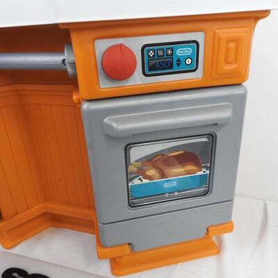 Little Tikes Kitchen Play Set, Orange, Needs Cleaning