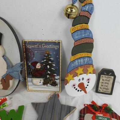 9pc Christmas Holiday Decor, Snowmen, Wooden Wall Decor