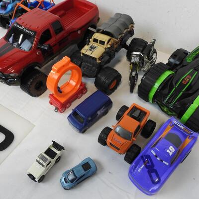 19 pc Kids Toy Car Lot: Hot Wheels, Monster Trucks, Fire Truck