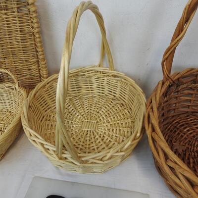 Lot of 4 Wicker Baskets, Rectangle Basket, Circular Baskets