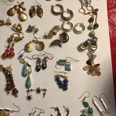 Lot 30,Pair Costume Jewelry Pierced Earrings