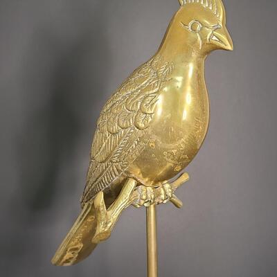 Lot 188: Vintage Brass Frame and Bird Decor
