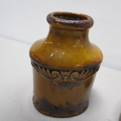 Pottery Decor