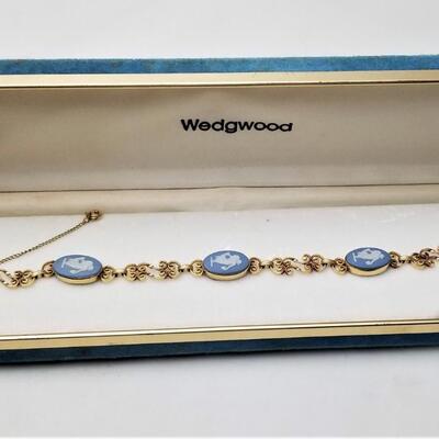Lot #79  Wedgwood Bracelet in original box