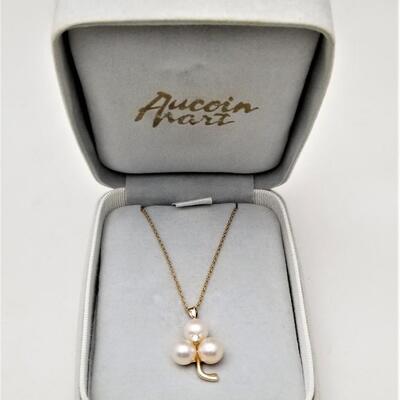 Lot #82  Cultured Pearl Pendant on 14kt Gold Chain - Aucoin Hart box