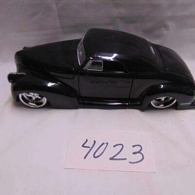Item 4023 1940 Pontiac