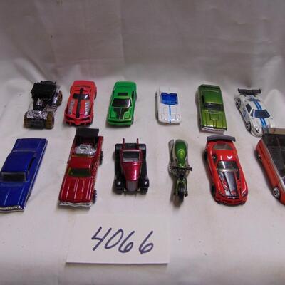 Item 4066 Hot Wheels