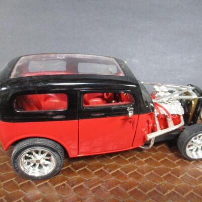 1928 Chevy Imperial - 1931 Ford Model A Scale 1/18