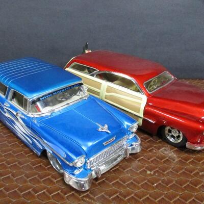 1955 Chevrolet Nemco Scale 1/18 - 1950 Mercury Woody
