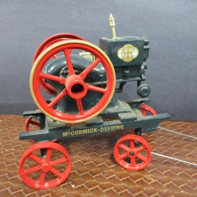 Diecast 1/16 McCormick Deering Model M Generator