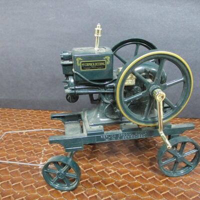 Diecast 1/16 McCormick Deering Model M Generator