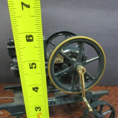 Diecast 1/16 McCormick Deering Model M Generator