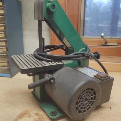 Tabletop Belt Sander