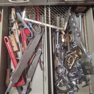 Contents of Drawer 8