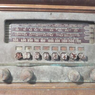 Vintage Philco Radio