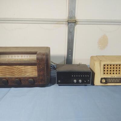 Vintage Radio Collection