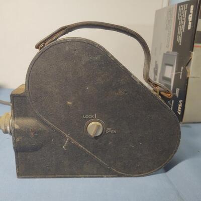 Vintage Cameras & Camera Equipment