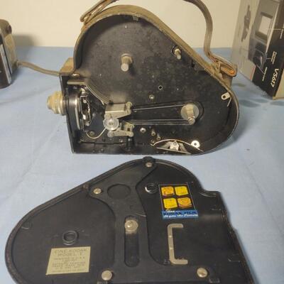 Vintage Cameras & Camera Equipment