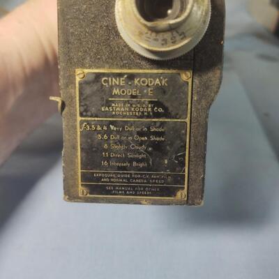 Vintage Cameras & Camera Equipment