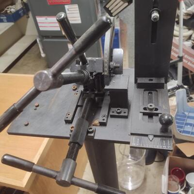 Golf Club Angle Machine