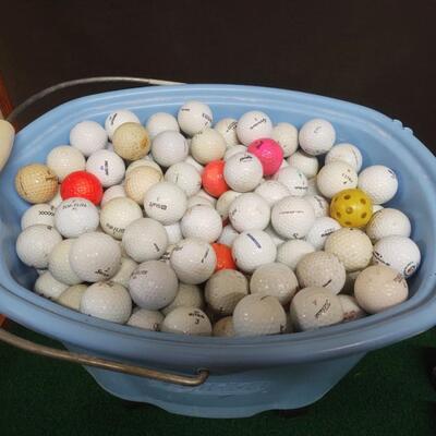 Golf Balls & Tees